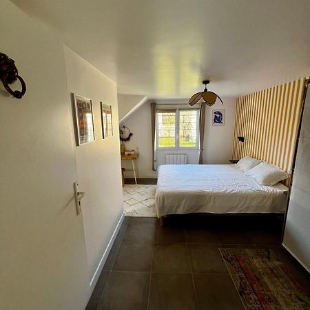 Chambre Dans Maison Meuliere Avec Jardin Chelles  Ngoại thất bức ảnh